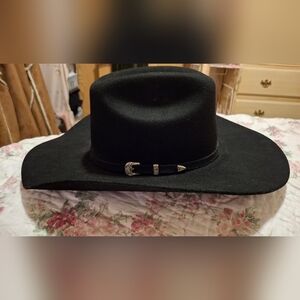 Ariat Black Cowboy Hat with Silver Buckle